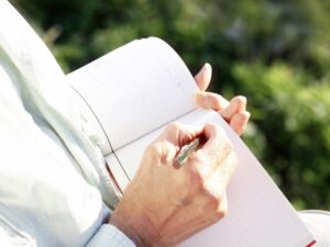 エンディングノートとは　内容や作り方を紹介